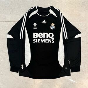 Real Madrid 06/07 Away long sleeve - Beckham #23 US SIZE LARGE